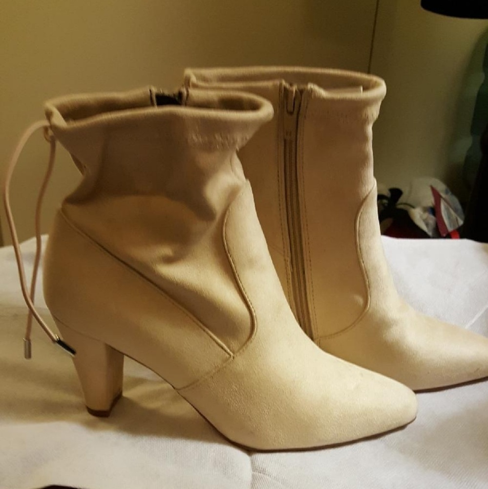 Boots - Picture 2 of 2